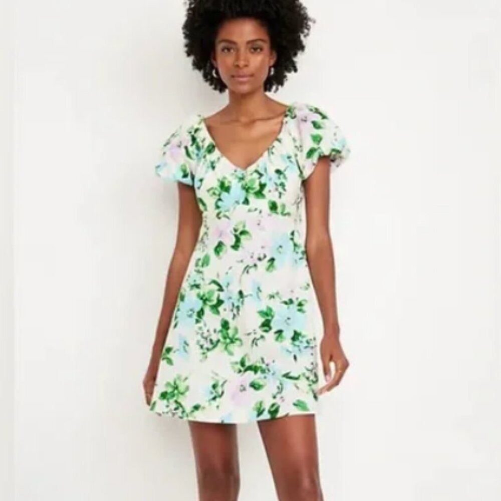 NWOT Puff Sleeve Scoop V Neck A-Line Floral Mini Dress M
